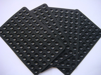 工廠批發77粒大吸盤,尺寸為9.5*14.5*0.25CM - 工廠批發77粒大吸盤,尺寸為9.5*14.5*0.25CM廠家 - 工廠批發77粒大吸盤,尺寸為9.5*14.5*0.25CM價格 - 深圳市萬全盛硅橡膠制品 - 